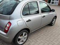 Gebraucht Nissan Micra 82 PS (60 kW) 2006 Silber Kleinwagen
