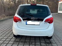Gebraucht Opel Meriva 120 PS (88 kW) 2011 Weiß Van / Kleinbus