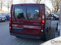Gebraucht Renault Trafic Life 150 PS (110 kW) 2023 Karmesinrot metallic Van / Kleinbus