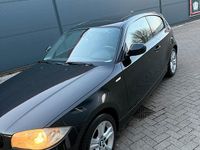 Gebraucht BMW 116 136 PS (100 kW) 2011 Schwarz Kleinwagen