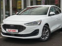 Używany Ford Focus Titanium 125 KM (91 kW) 2023 Biały Sedan/Limuzyna