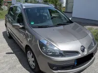 Używany Renault Clio II Dynamique 101 KM (74 kW) 2008 Beżowy Sedan/Limuzyna