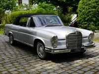 Gebraucht Mercedes 220 SE 120 PS (88 kW) 1962 Silber Cabrio