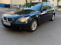 Second-hand BMW 525 177 CP (130 kW) 2006 Albastru Berlinǎ