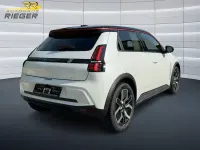 Neu Renault 5 E-Tech Komfort 110 kW (150 PS) 2026 Weiß Limousine