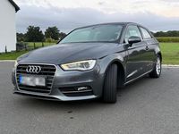 Gebraucht Audi A3 S-Line 125 PS (91 kW) 2014 Grau Limousine