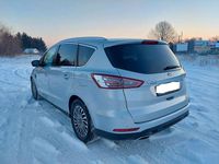 Gebraucht Ford S-MAX Titanium 190 PS (139 kW) 2019 Silber Van / Kleinbus