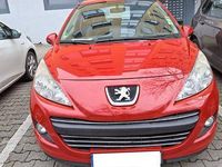Gebraucht Peugeot 207 Tendance 75 PS (55 kW) 2012 Rot Kleinwagen