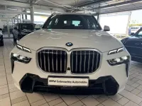 Gebraucht BMW X7 M Sport 352 PS (258 kW) 2025 Weiss SUV