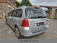 Gebraucht Peugeot 307 90 PS (66 kW) 2007 Silber Limousine