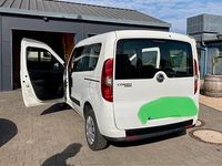 Gebraucht Opel Combo Edition 95 PS (69 kW) 2014 Weiß Van / Kleinbus