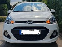 Gebraucht Hyundai H-1 67 PS (49 kW) 2016 Weiß Van / Kleinbus