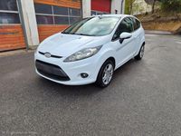 Gebraucht Ford Fiesta Trend 60 PS (44 kW) 2009 Weiß Kleinwagen