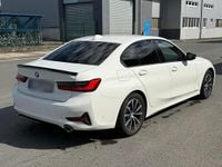 Gebraucht BMW 330 Comfort Edition 265 PS (194 kW) 2019 Weiß Limousine