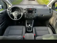 Gebraucht VW Golf VI 105 PS (77 kW) 2011 Andere farben Kleinwagen