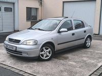 Gebraucht Opel Astra 101 PS (74 kW) 2001 Silber Limousine