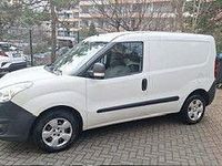 Gebraucht Opel Combo 90 PS (66 kW) 2016 Weiß Limousine