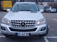 Gebraucht Mercedes ML350 211 PS (155 kW) 2009 Silber SUV