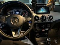 Gebraucht Mercedes B180 122 PS (89 kW) 2016 Silber Van / Kleinbus