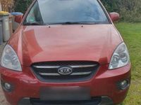 Gebraucht Kia Carens 140 PS (102 kW) 2009 Rot Van / Kleinbus