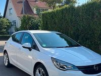 Gebraucht Opel Astra 116 PS (85 kW) 2015 Weiß Kleinwagen