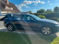 Używany Audi A4 120 KM (88 kW) 2010 Czarny Sedan/Limuzyna