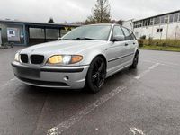 Gebraucht BMW 318 143 PS (105 kW) 2002 Silber Kombi