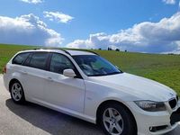 Gebraucht BMW 320 170 PS (125 kW) 2011 Weiß Kombi
