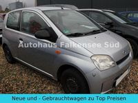 Gebraucht Daihatsu Cuore 58 PS (42 kW) 2003 Silber Kleinwagen