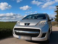 Gebraucht Peugeot 107 68 PS (50 kW) 2010 Silber Kleinwagen