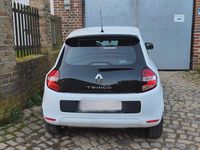 Gebraucht Renault Twingo Life 69 PS (50 kW) 2016 Weiß Kleinwagen