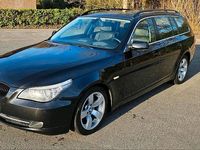 Gebraucht BMW 530 235 PS (172 kW) 2009 Schwarz Kombi