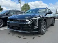 Neu Kia Ceed Sportswagon Vision 150 PS (110 kW) 2026 Schwarz Kombi