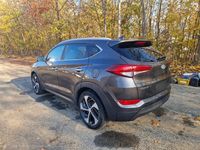 Gebraucht Hyundai Tucson Premium 141 PS (103 kW) 2016 Braun SUV
