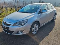 Gebraucht Opel Astra Innovation 179 PS (131 kW) 2011 Silber Limousine