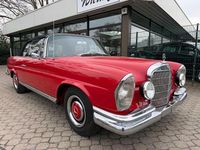 Gebraucht Mercedes W111 120 PS (88 kW) 1963 Rot Cabrio