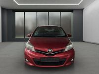 Gebraucht Toyota Yaris Club 90 PS (66 kW) 2011 Rot (metallic) Limousine