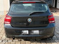 Gebraucht BMW 114 102 PS (75 kW) 2012 Schwarz Kleinwagen