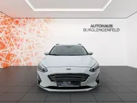 Gebraucht Ford Focus Trend 125 PS (91 kW) 2018 Weiß Limousine