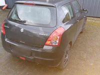 Gebraucht Suzuki Swift 90 PS (66 kW) 2012 Schwarz Kleinwagen