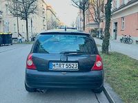 Gebraucht Renault Clio II 75 PS (55 kW) 2002 Schwarz Kleinwagen