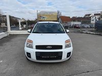 Gebraucht Ford Fusion Trend 101 PS (74 kW) 2012 Weiß Kleinwagen