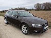 Gebraucht Audi A4 Attraction 143 PS (105 kW) 2012 Braun Kombi