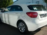 Gebraucht Mercedes A180 122 PS (89 kW) 2015 Weiß Kleinwagen
