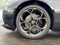 Neu Alfa Romeo Giulia 280 PS (205 kW) 2026 Nero vulcano, metallic) (schwarz Limousine