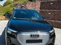 Gebraucht Audi Q4 e-tron Basis 125 kW (170 PS) 2021 Mythosschwarz metallic SUV