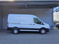 Gebraucht Ford Transit Trend 131 PS (96 kW) 2021 Frost weiss Limousine