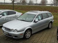 Używany Jaguar X-type Executive 146 KM (107 kW) 2009 Srebrny Kombi