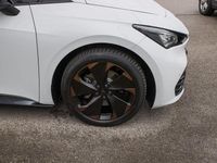 Gebraucht Cupra Born 150 kW (204 PS) 2024 Weiß Kleinwagen