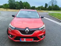 Gebraucht Renault Mégane Life 116 PS (85 kW) 2018 Rot Limousine